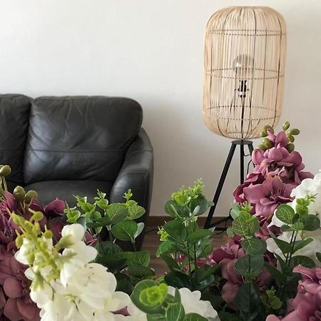 Sky Home Apartment Jabotinsky 8 Bat Yam Esterno foto