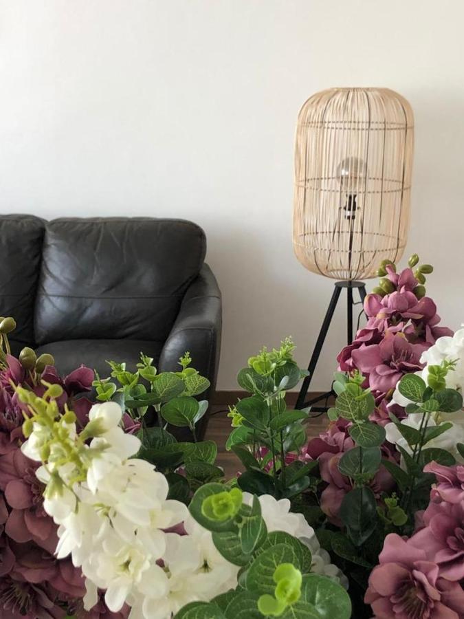 Sky Home Apartment Jabotinsky 8 Bat Yam Esterno foto