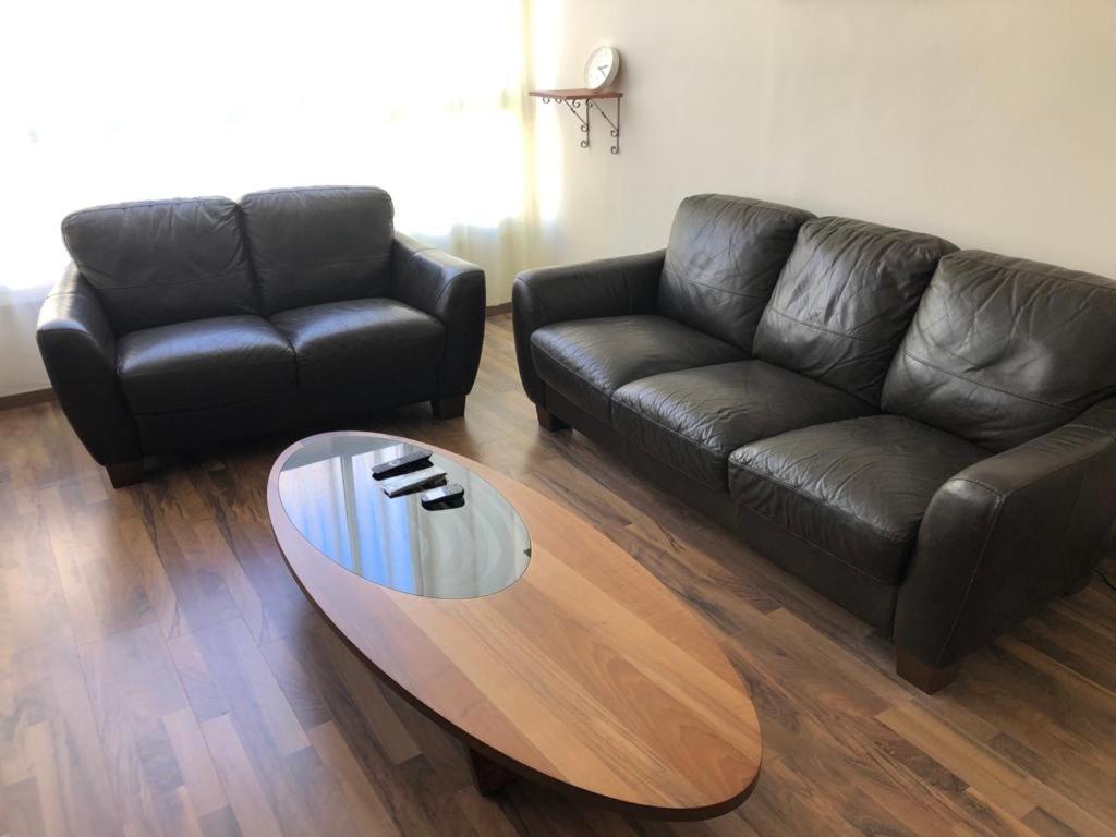 Sky Home Apartment Jabotinsky 8 Bat Yam Esterno foto